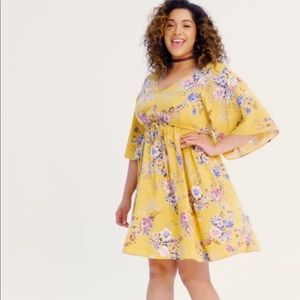 ❌SOLD❌🎉HP🥳Torrid Yellow Midi Challis Dress